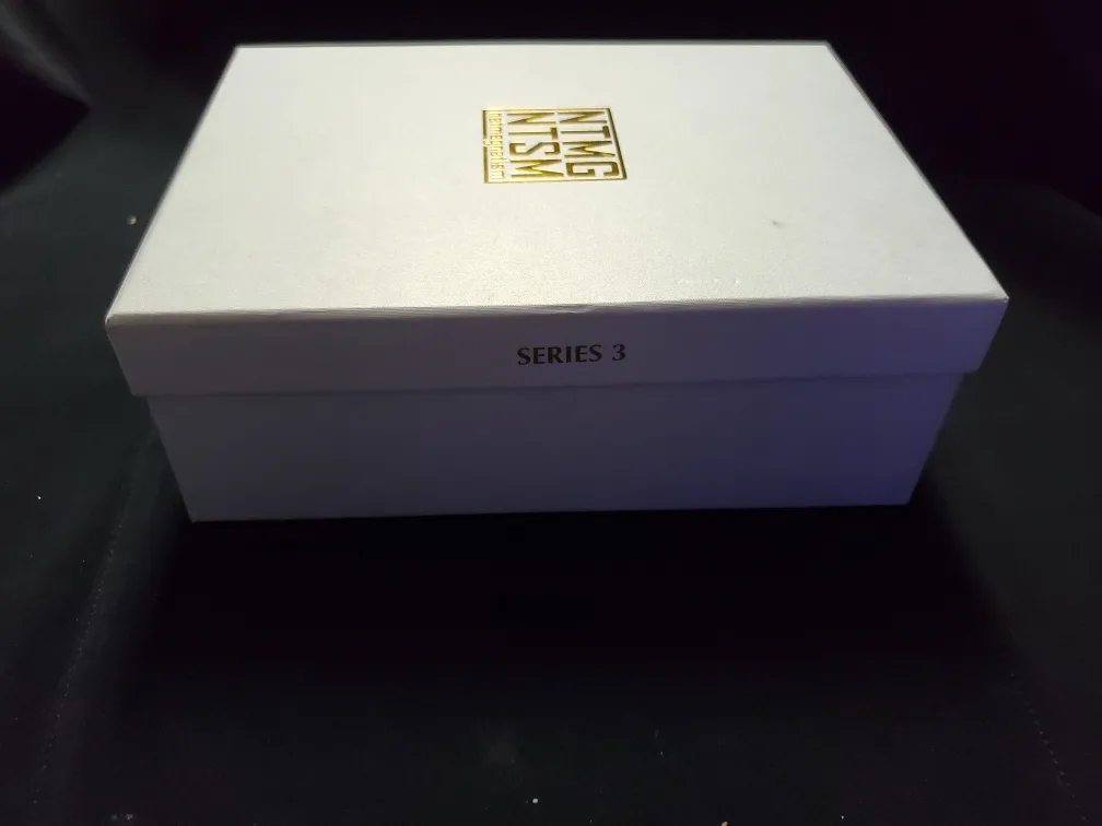 NTMG NTSM AJ1 OW Chicago Series 3 image indicator(3)