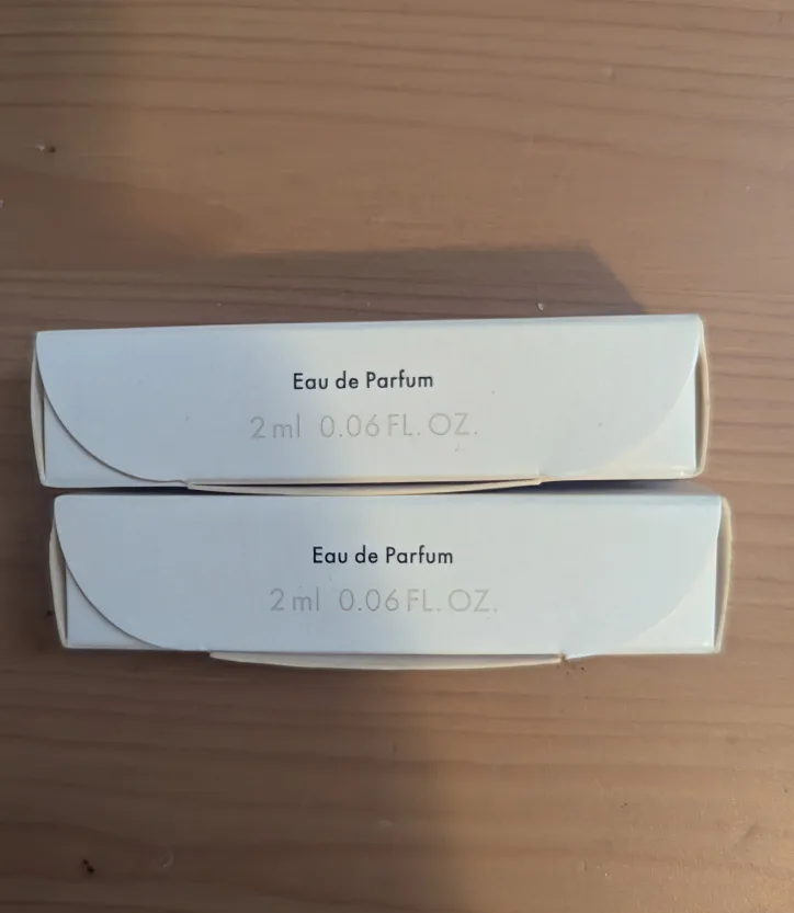 2x Louis Vuitton Perfume Samples (2ml) image indicator(3)