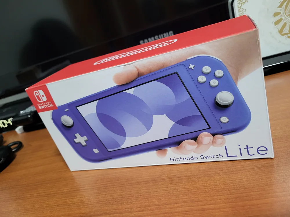 Brand New Nintendo Switch Lite - Blue thumbnail