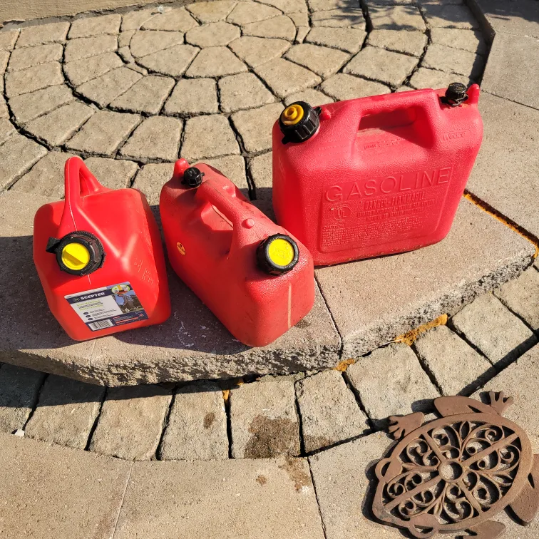 5L & 10L Red Gas fuel  Cans thumbnail