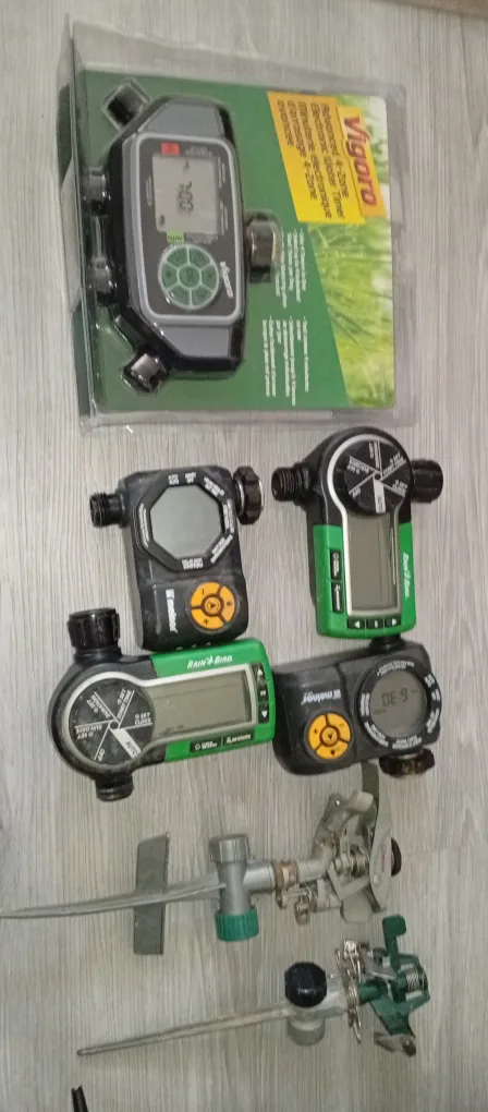 Vigoro & Rain Bird Water Timers & Sprinklers thumbnail