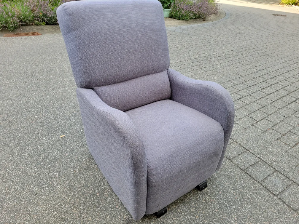 Rocking Sofa Chair. thumbnail