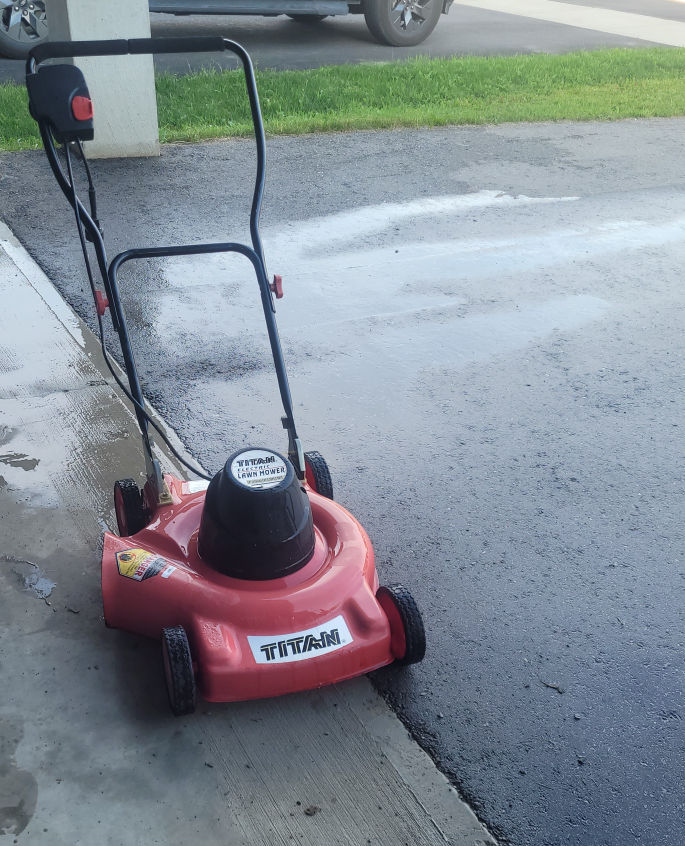 Titan 18" Electric Lawn Mower