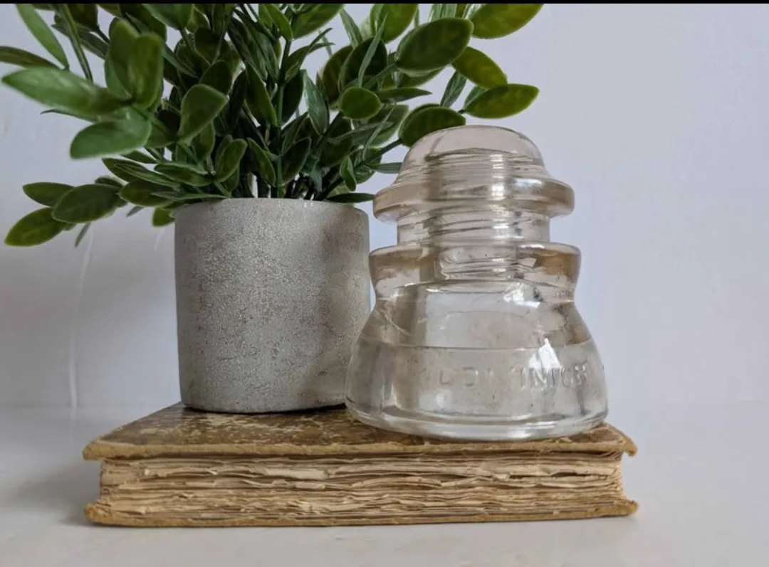 Vintage Glass Electrical Insulator image indicator(9)