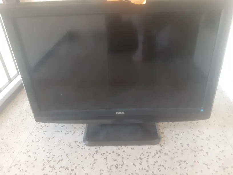 RCA TV 32 inch thumbnail