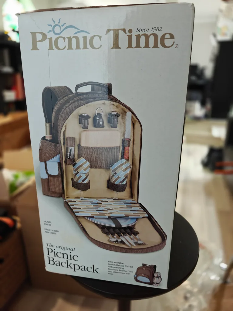 Picnic Time Avalon Picnic Backpack - New in Box! image indicator(2)