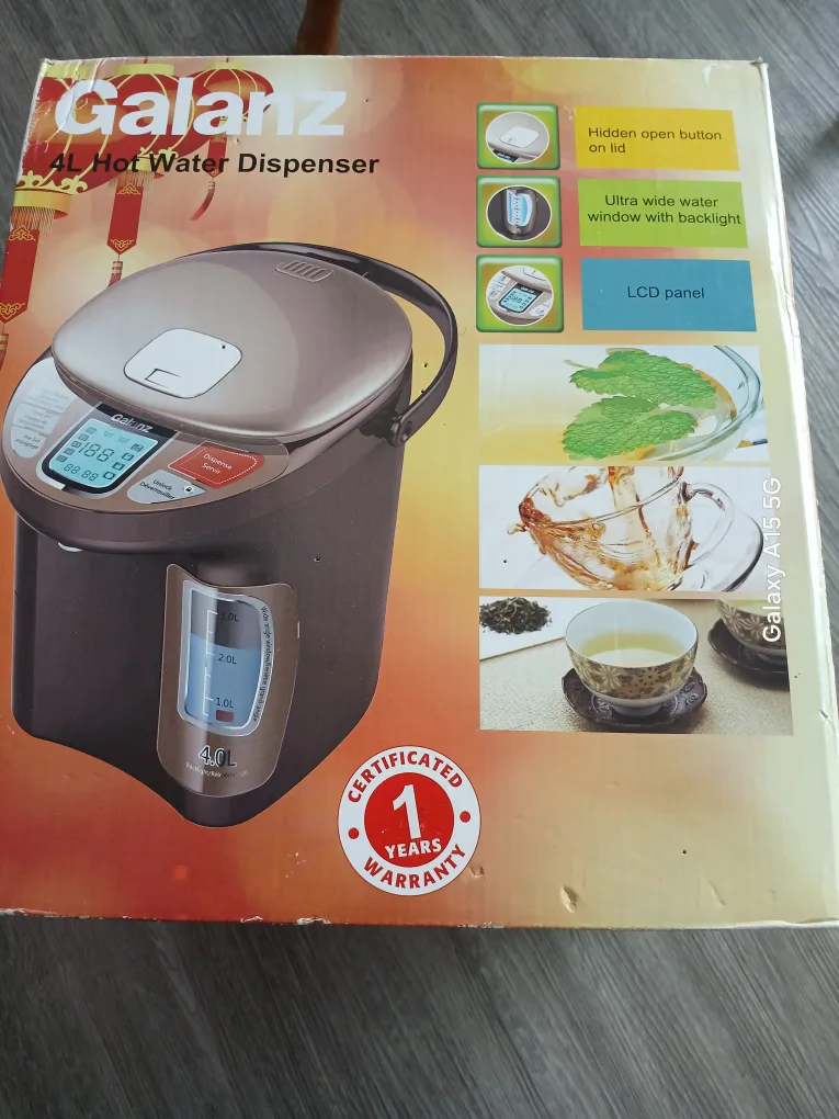 Galanz 4L Hot Water Dispenser - New! thumbnail