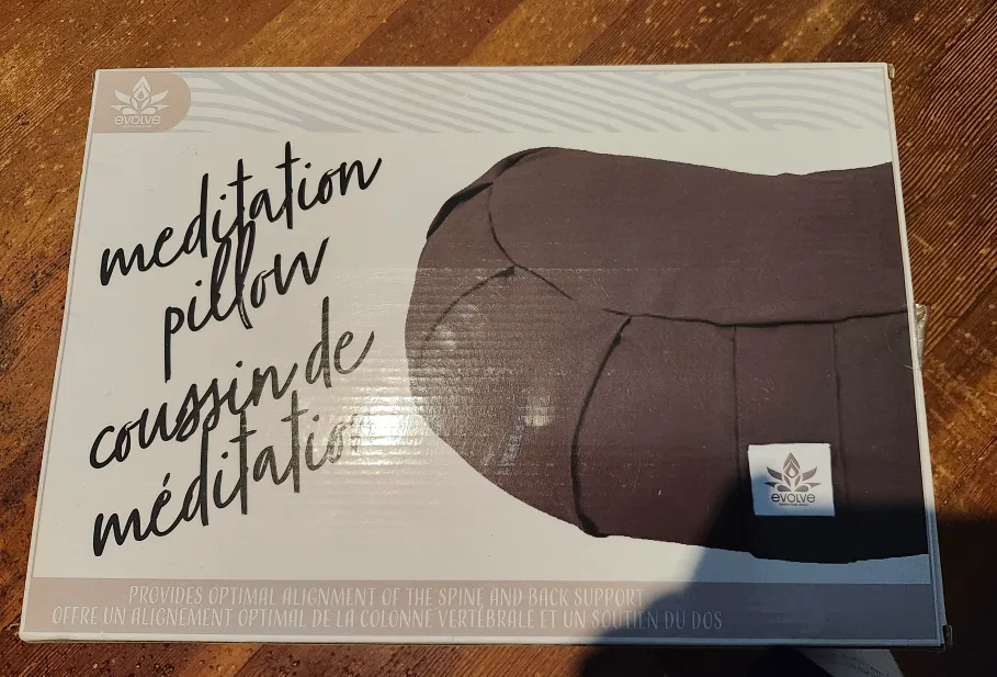 Evolve Meditation Pillow - New in Box thumbnail