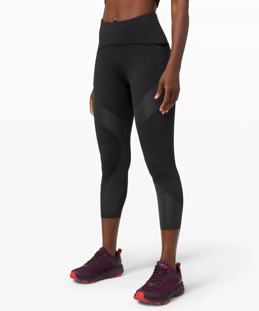 Lululemon High Rise Crop - Size 2 Black thumbnail