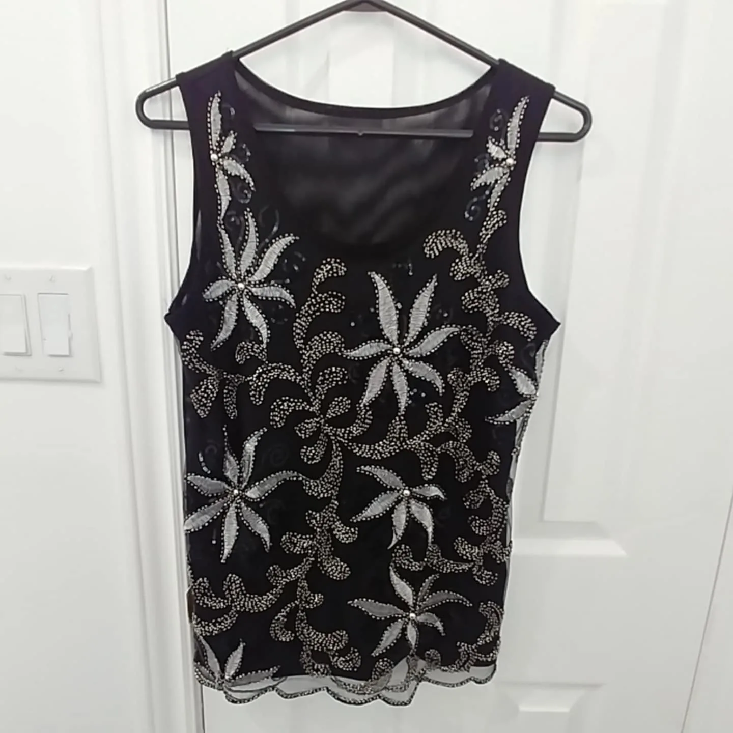 Women Clothes L/XL ($5 & Up) thumbnail