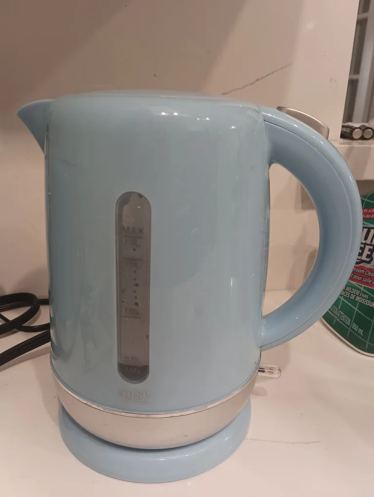 Rise by Dash Blue kettle thumbnail