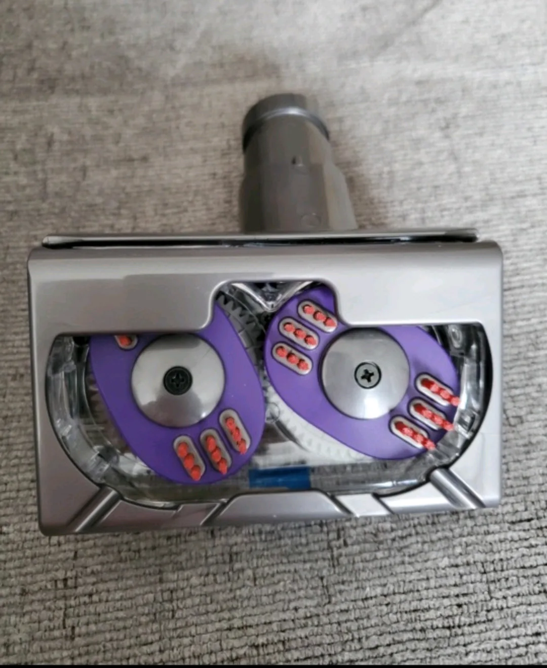 Dyson Tangle-Free Tool image indicator(2)