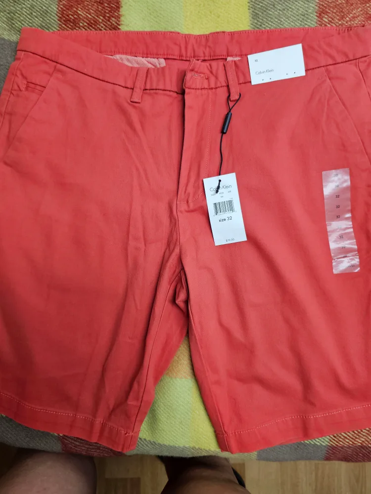 Calvin Klein Coral Shorts - Size 32 thumbnail