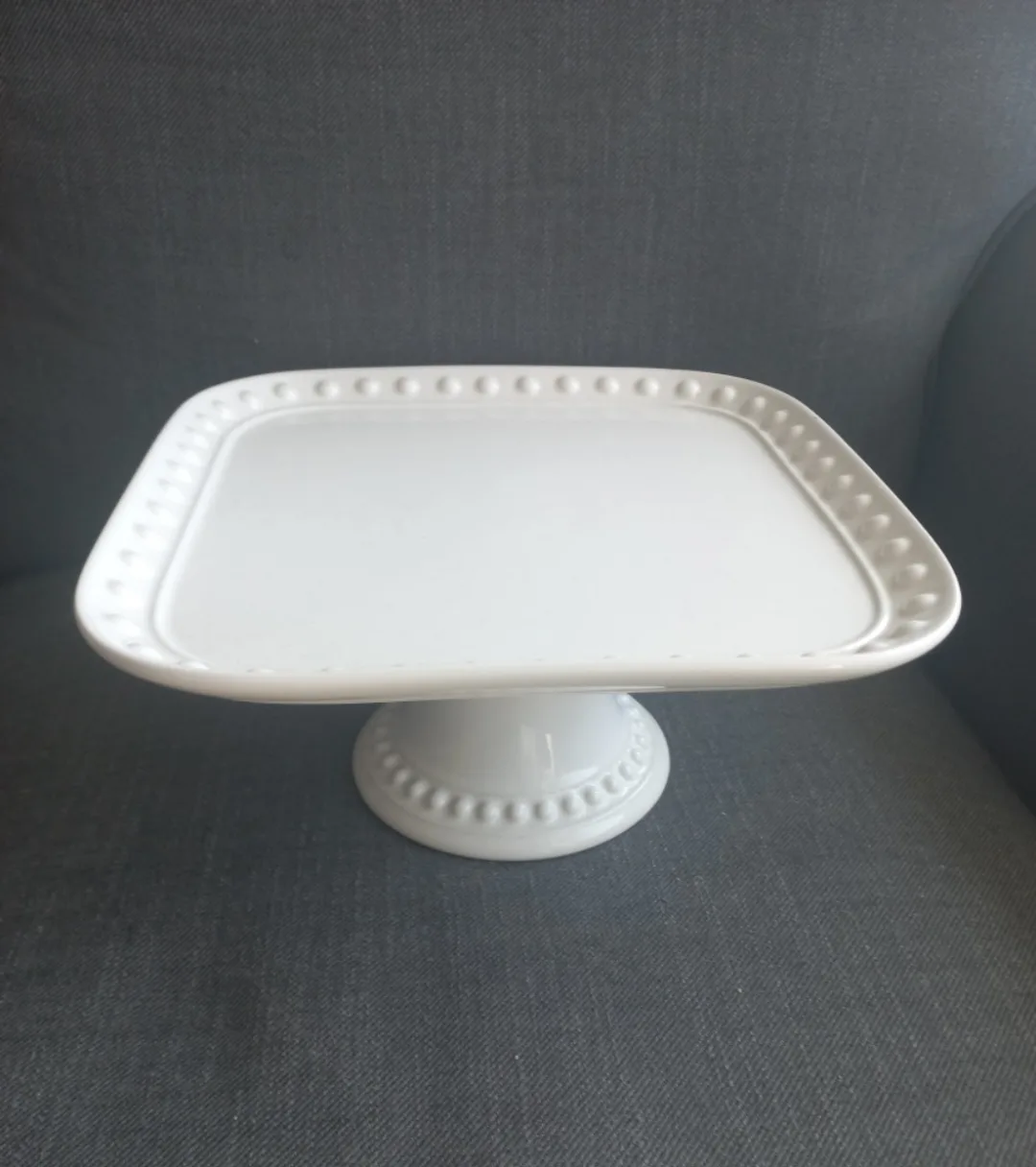 White Ceramic Cake Stand thumbnail