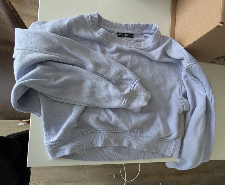 Zara Lilac Cropped Sweatshirt - Size S thumbnail