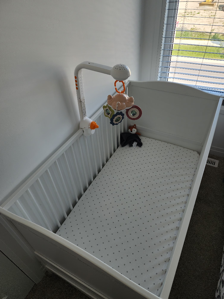 White Baby Crib with Mobile and mattress - photo 2