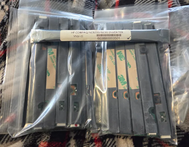 Lof of 29 HP Compaq NC8200/8230 YEC YNV-11 Inverters image indicator(2)