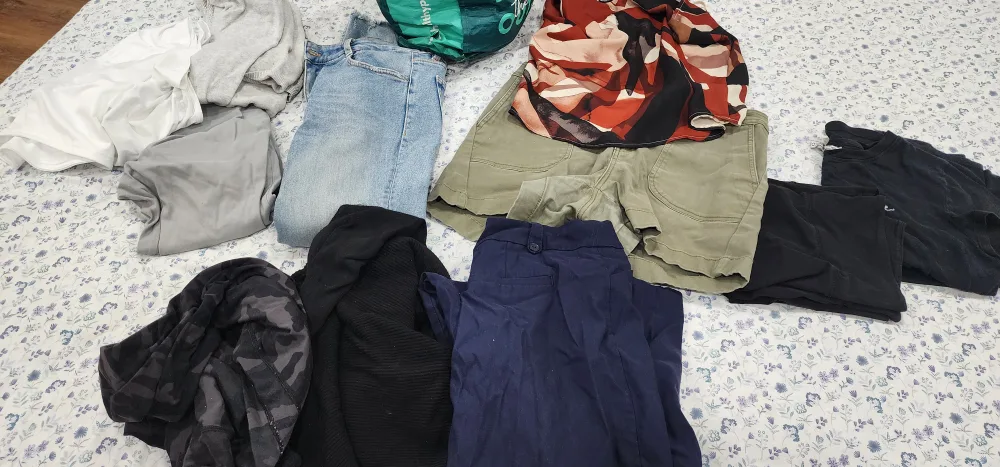 used clothes and purse thumbnail