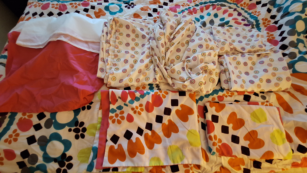Double/Full Size Pink and Multicolour Patterned Bedding Set - photo 2
