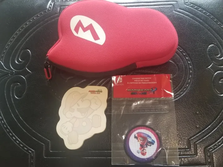 Super Mario Merch ~ Mario hat pencil pouch , Mario BIC stickies thumbnail