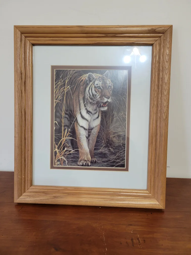 Tiger Print in Oak Frame image indicator(2)