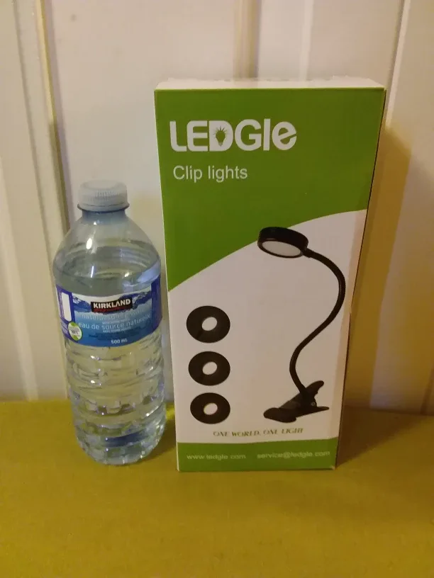 LEDGle Clip Light 💡 - Model 3682570 🆕 🇨🇦 thumbnail