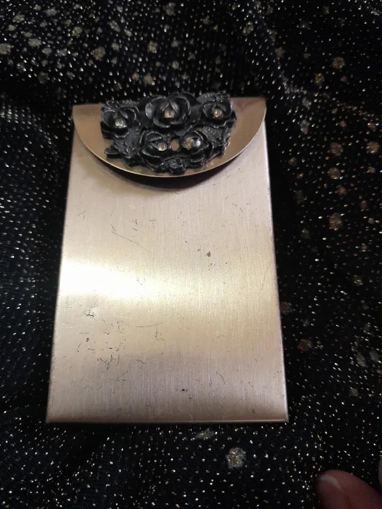 Vintage cigarette case thumbnail