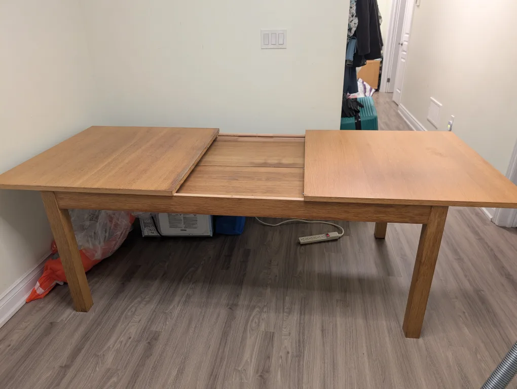 Extendable Wooden Dining Table image indicator(4)