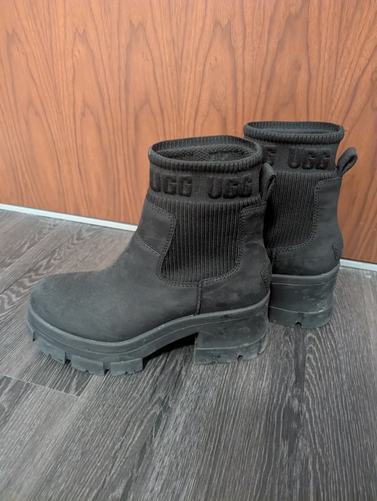 UGG Black Chunky Platform Heeled Boots US Women's Size 10 thumbnail