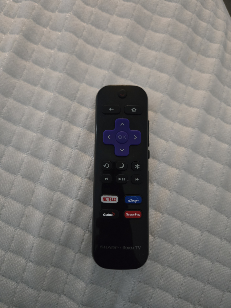 Sharp Roku TV 32" HD Smart TV - photo 3