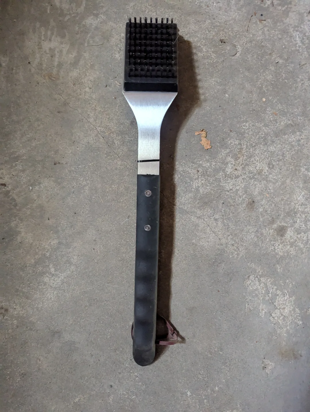 BBQ Grill Brush thumbnail