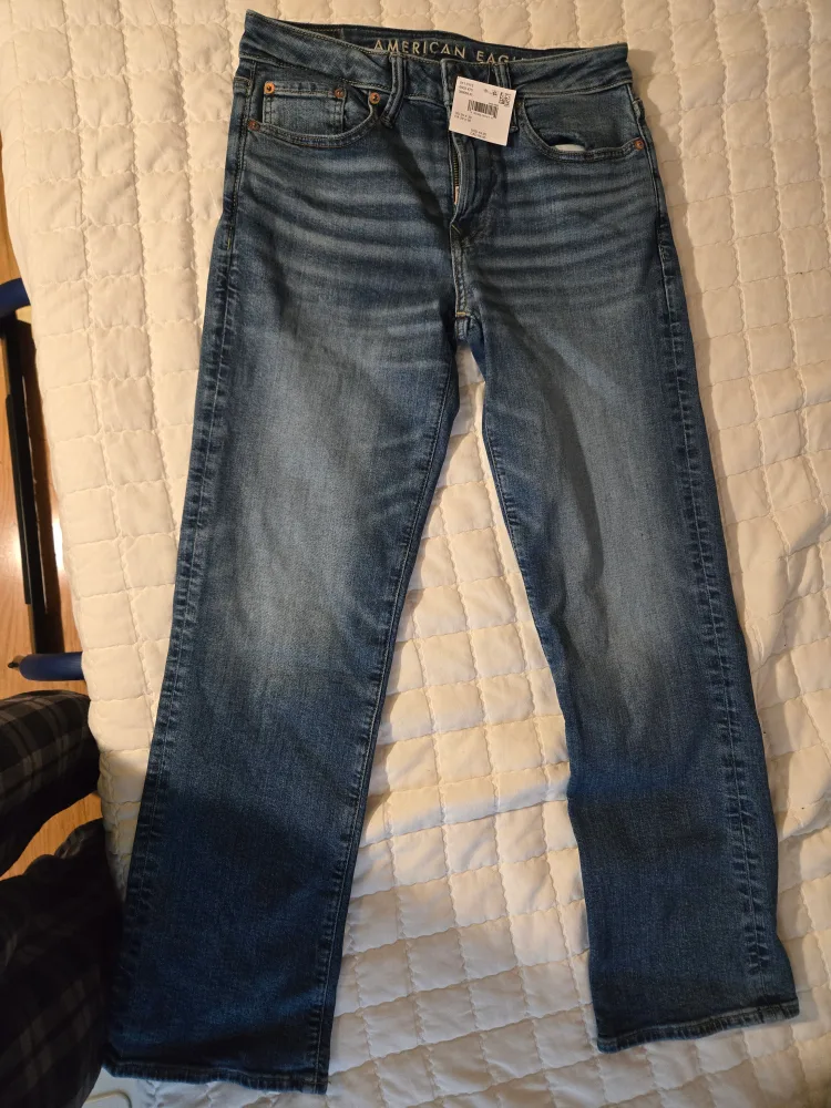 American Eagle Jeans thumbnail