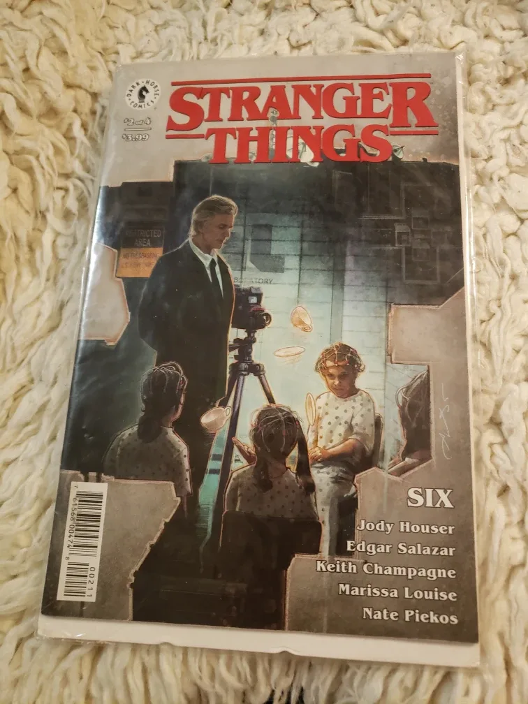 Stranger Things Comic Book - Issue 2 of 4 🇨🇦 thumbnail