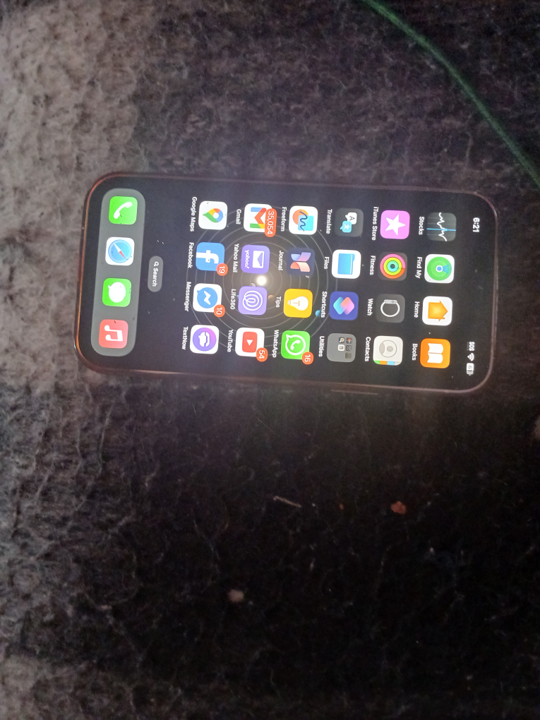 iPhone 12 - photo 5