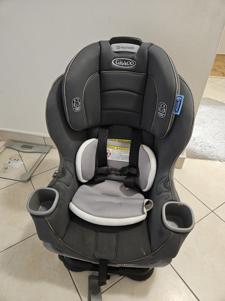 Graco Extend2Fit Convertible Car Seat - photo 2