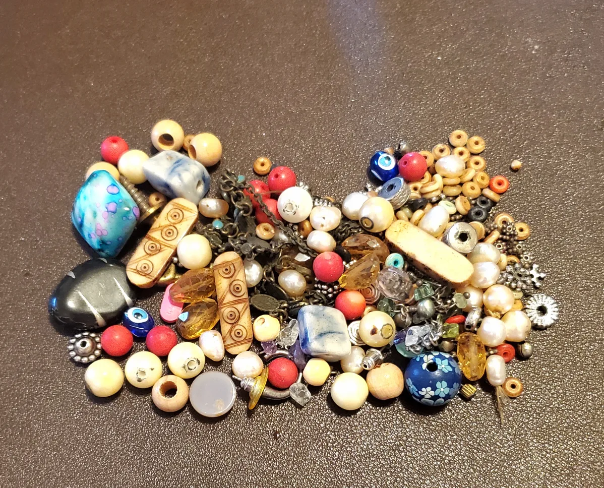 Assorted Beads for Crafting, Jewelry Making #freecycle thumbnail