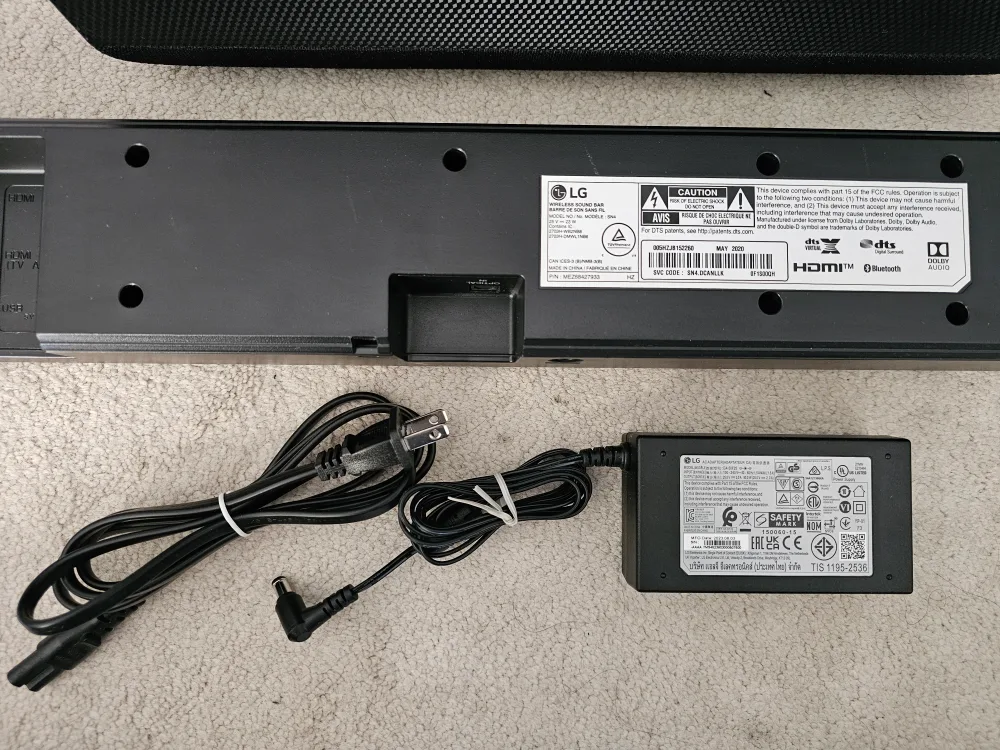 LG SN4 300-Watt 2.1 Sound Bar + Wireless Subwoofer - Black image indicator(3)