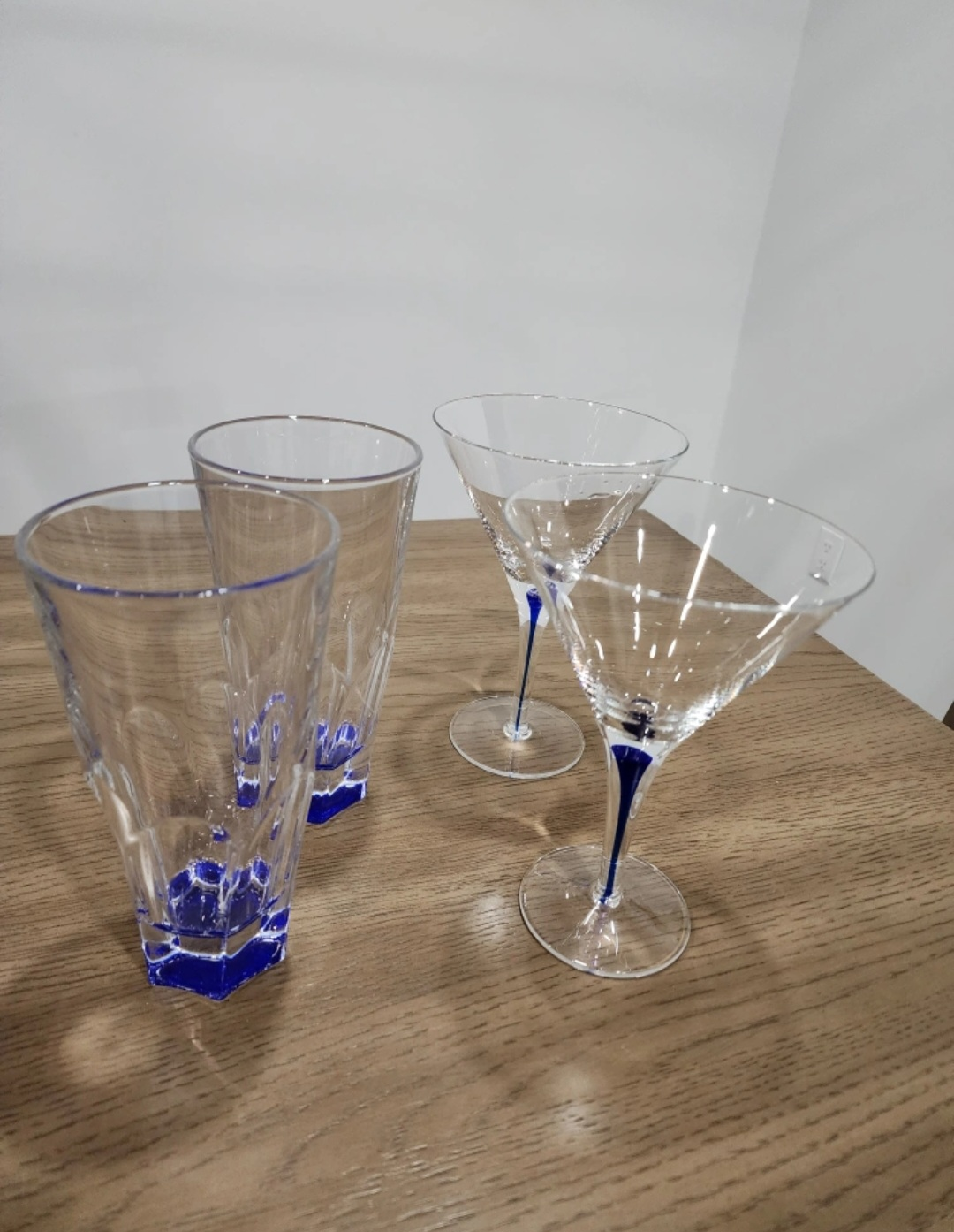 Set of 4 Stylish Drinking Glasses - photo 2
