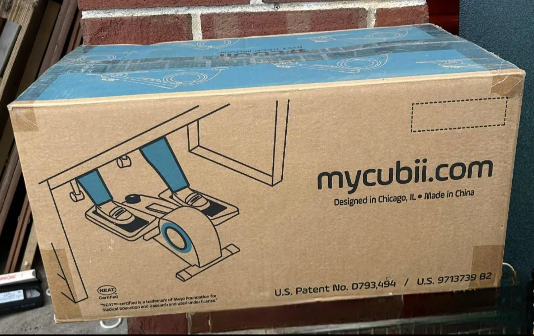 Cubii Jr. Pedal Exerciser image indicator(10)