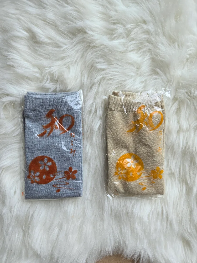 New Tabi Socks - Grey & Beige, Split Toe thumbnail