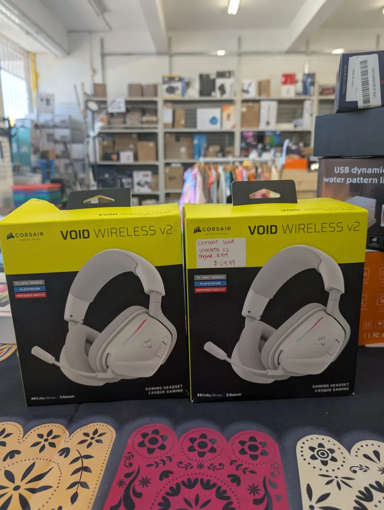 Corsair Void Wireless V2 Gaming Headset - New! thumbnail