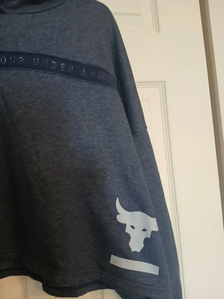 Under Armour navy blue hoodie, size large (L) image indicator(3)