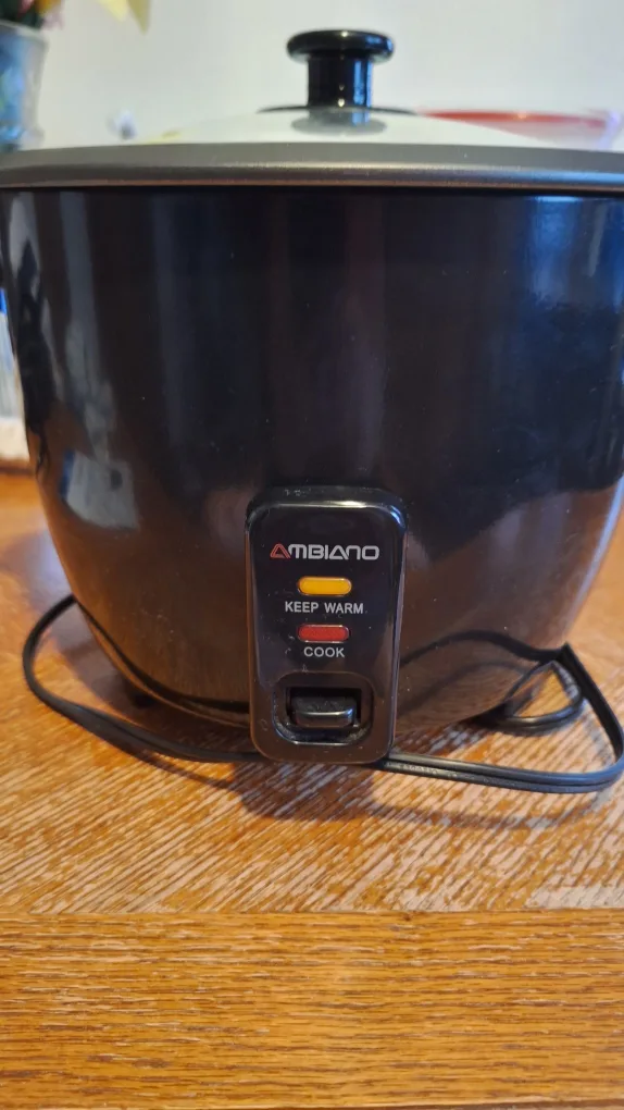 20 cups Rice cooker with steamer. pickup And Cash Only image indicator(5)