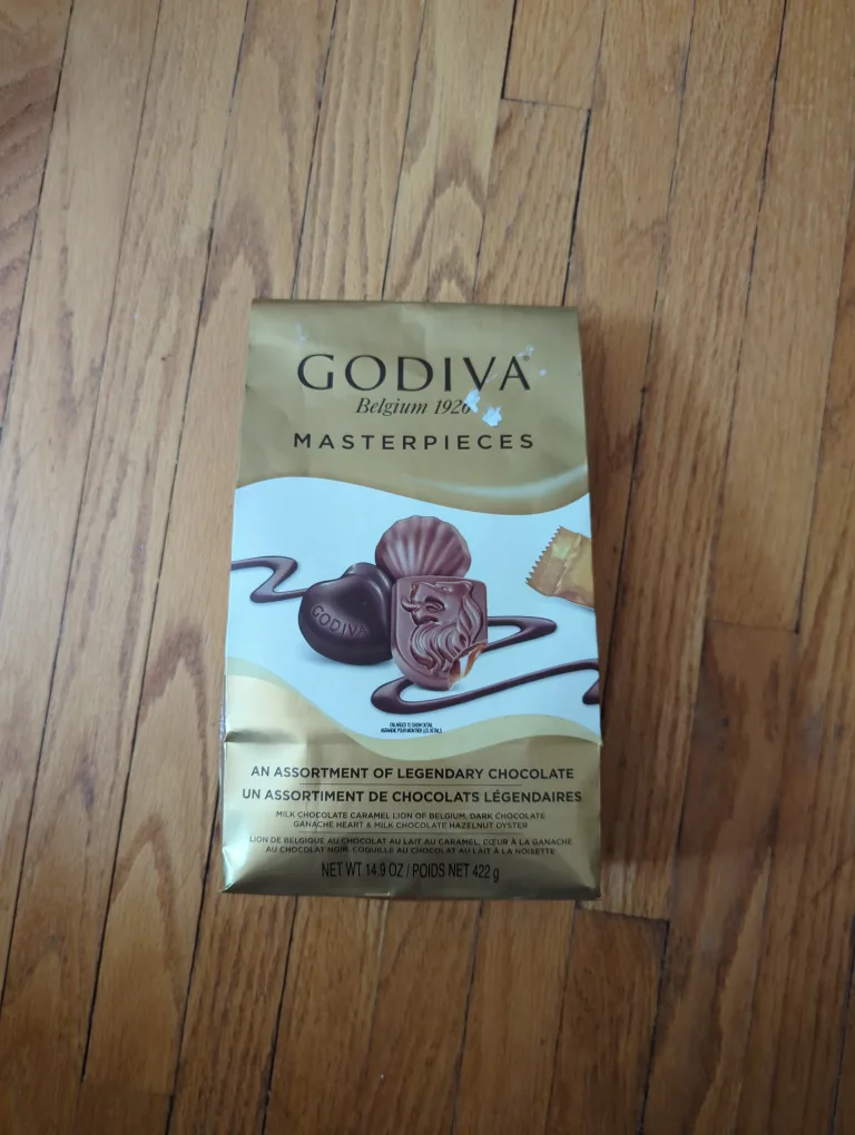 Godiva Masterpieces Chocolate Bag (422g) 🇨🇦 thumbnail