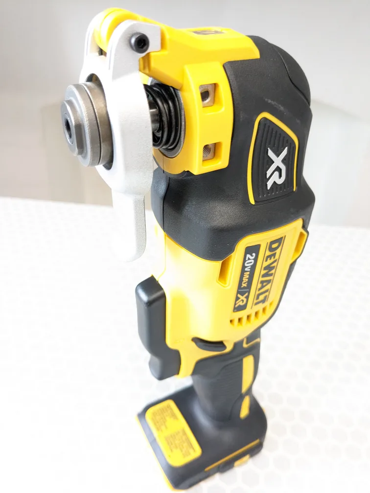 DeWalt 20V MAX XR Oscillating Multi-Tool thumbnail