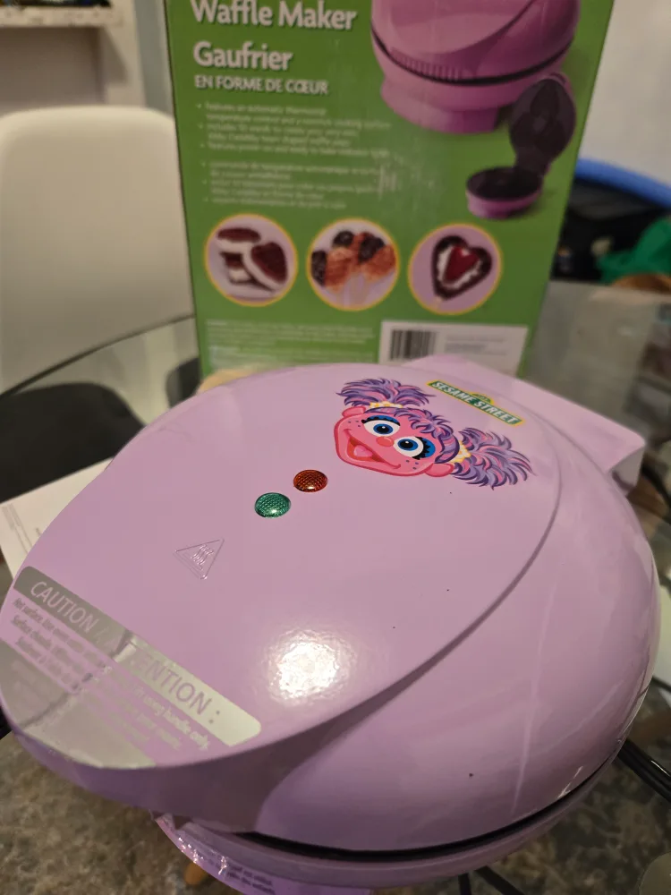 Sesame Street Heart Shaped Waffle Maker thumbnail