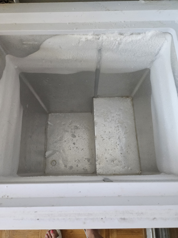 freezer chest - photo 3
