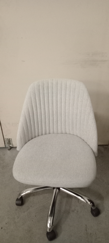 Swivel Desk Chair - Light Grey