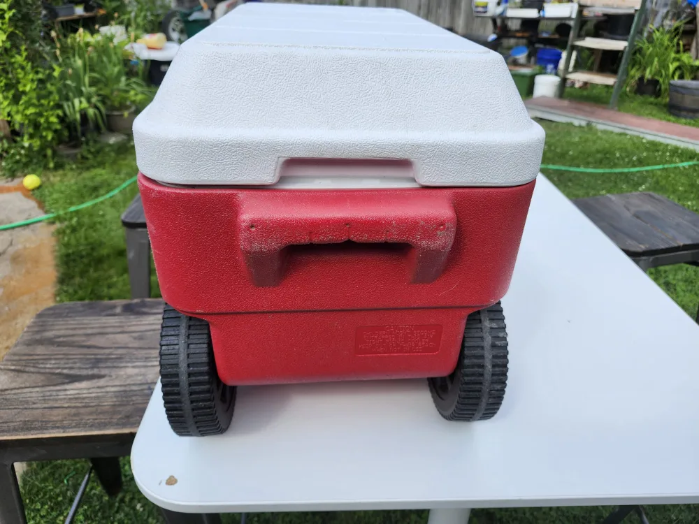 Tridon Wheeled Cooler - Red & White thumbnail