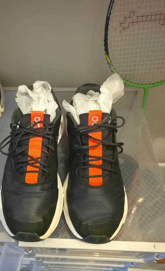 BNIB ON RUNNING SHOES CLOUDNOVA FORM, BLACK FLAME image indicator(6)